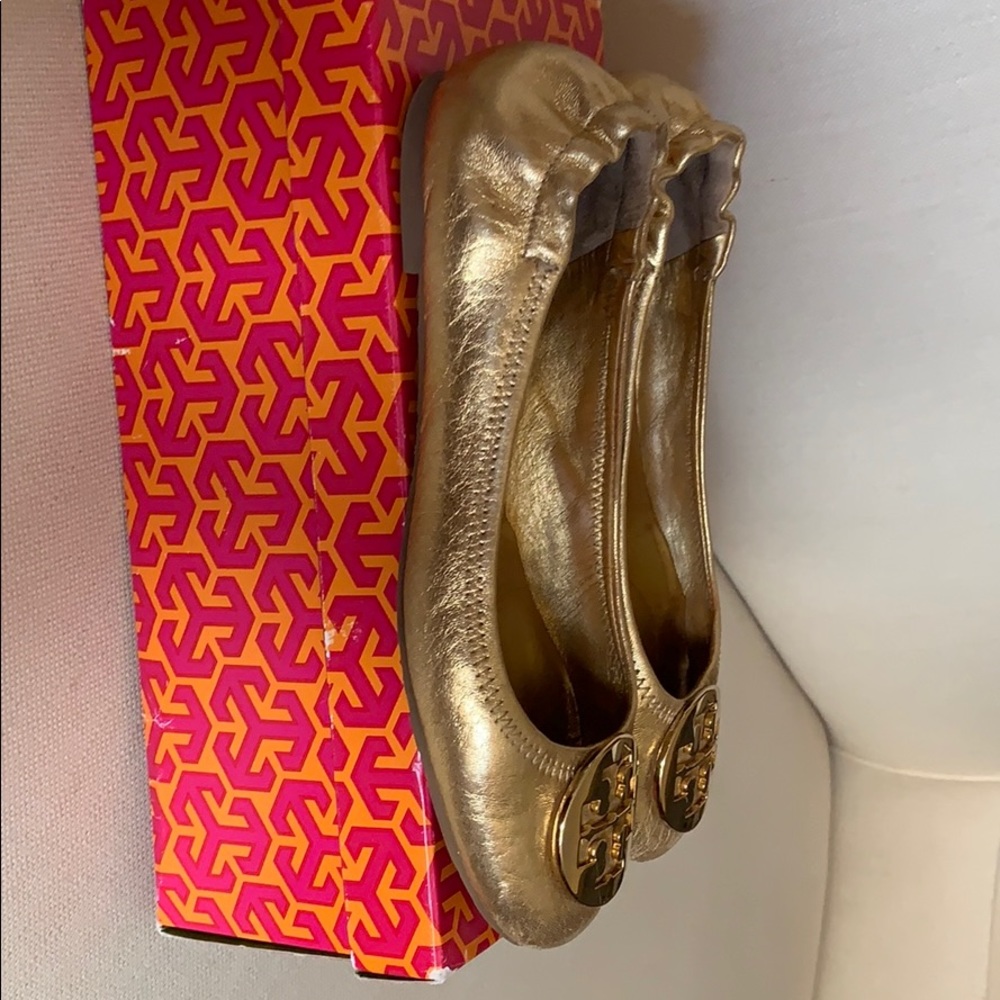 Shoes - Picture 2 of 3